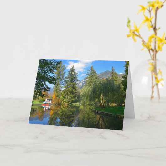 秋の池がよどむ カード (黄色い花)