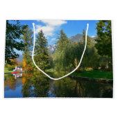 秋の池がよどむ ラージペーパーバッグ (正面)