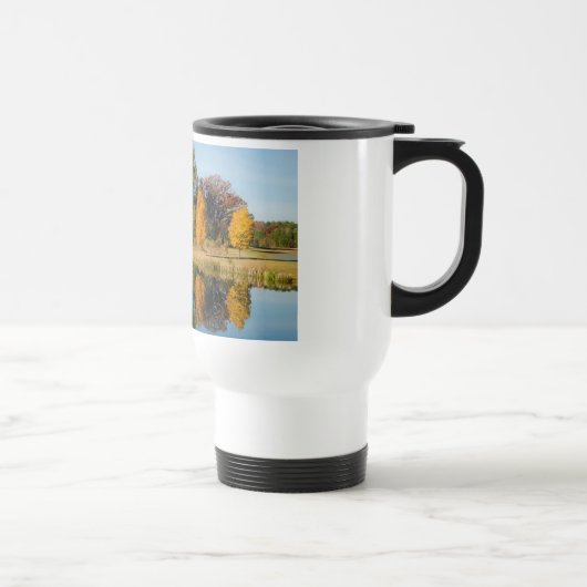 秋の池の反射 トラベルマグ (右)