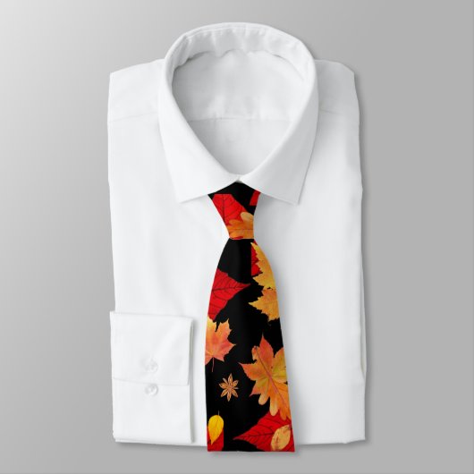 秋の深夜 ネクタイ (タイ)