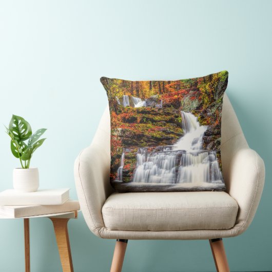 秋の滝 クッション (椅子)