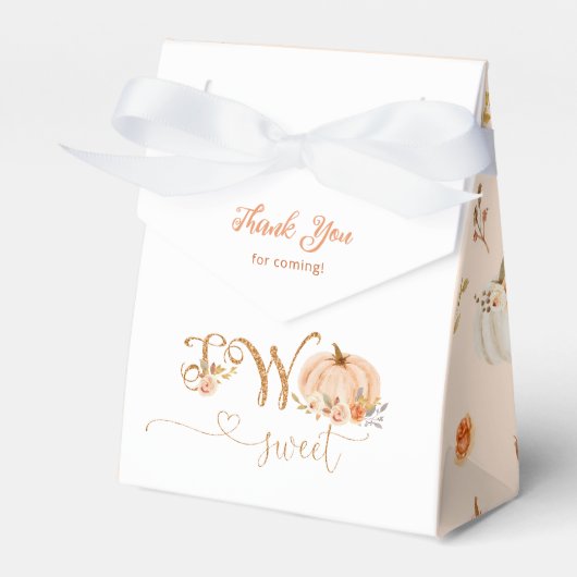 秋の甘い小さなかぼちゃ2つの甘い誕生日パーティー フェイバーボックス (正面サイド)