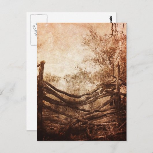 秋の秋の田園景色の素朴な農場の塀 ポストカード (正面/裏面)