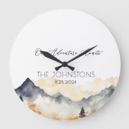 秋の秋ニュートラルウォーター色マウンテンカップル ラージ壁時計