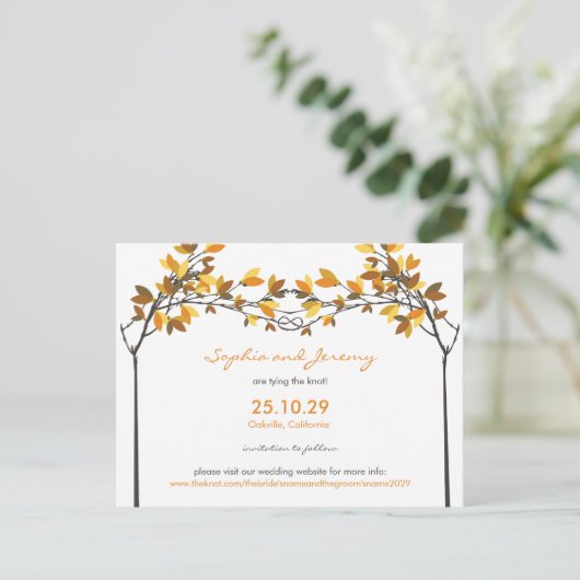 秋の秋結びラブツリー日付写真を保存 案内ポストカード (スタンド正面)