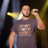 秋の秋 – グルービーカボチャスパイスデザイン Tシャツ