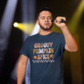 秋の秋 – グルービーカボチャスパイスデザイン Tシャツ