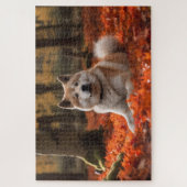 秋の紅葉にインスパイアされた秋田犬 ジグソーパズル (縦)