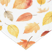 秋の紅葉テラコッタブラウンボホパターン ロングテーブルランナー (コーナー)