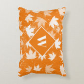 秋の紅葉パターンモノグラム アクセントクッション (正面(垂直))