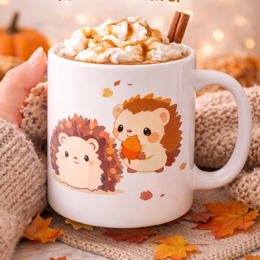 秋の自然の中で仲良しの二匹のハリネズミ コーヒーマグカップ