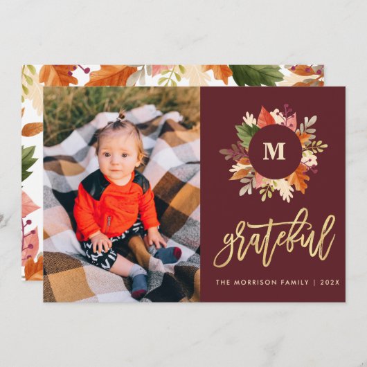 秋の色モノグラム感謝祭のホリデーフォト シーズンカード (正面/裏面)