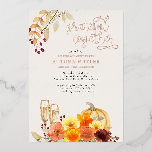 秋の花が感謝の一緒に婚約パーティ 箔招待状 (正面)