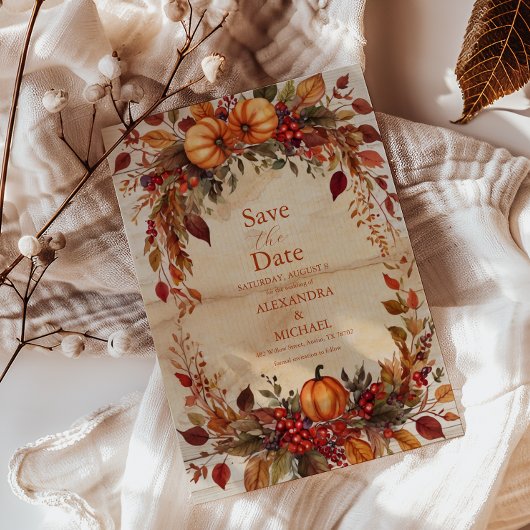秋の花とパンプキンのある素朴なウェディング セーブザデート