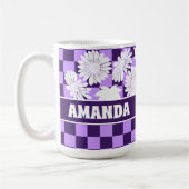秋の花パーソナライズされた紫チェッカーボード コーヒーマグカップ (左)