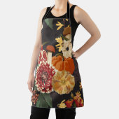 秋の花、ハーブ、キノコ。 エプロン (インサイチュ)