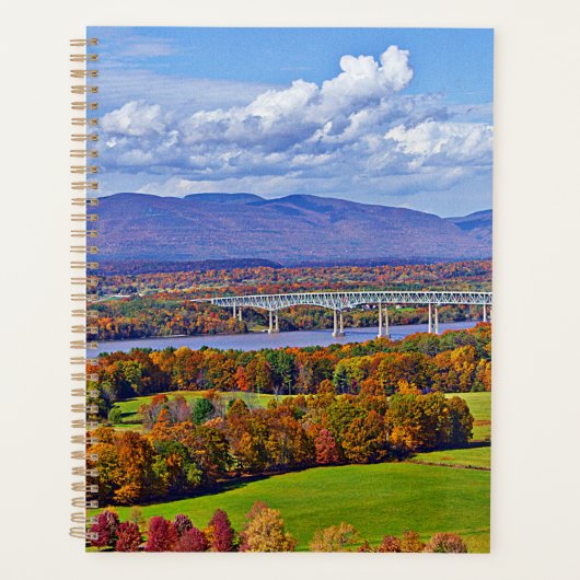 秋の葉(Rhinecliff Bridge) 2024 プランナー手帳 (正面)