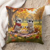 秋の衣装を身に着けた可愛いメルカットをピクニックに クッション (ブランケット)