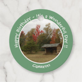 秋の誕生日パーティーのアイテムにリーンtoアディロンドック フェイバータグ