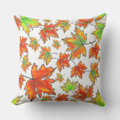 秋の赤い緑の離れオレンジのカエデ離れの アウトドアクッション (正面)