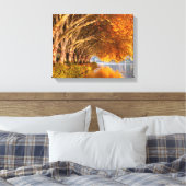 秋の飛行機の木々が湖を越えて キャンバスプリント (インサイチュ (寝室))