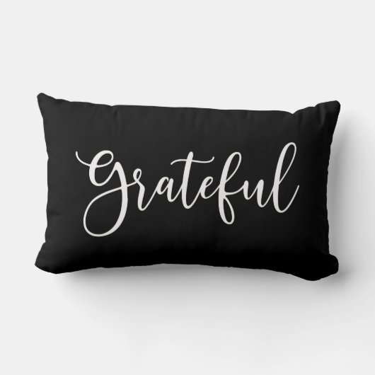 秋の黒と白の脚本が感謝の気持ちを表す ランバークッション (裏面)