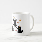 秋の黒猫のシルエット コーヒーマグカップ (正面右)