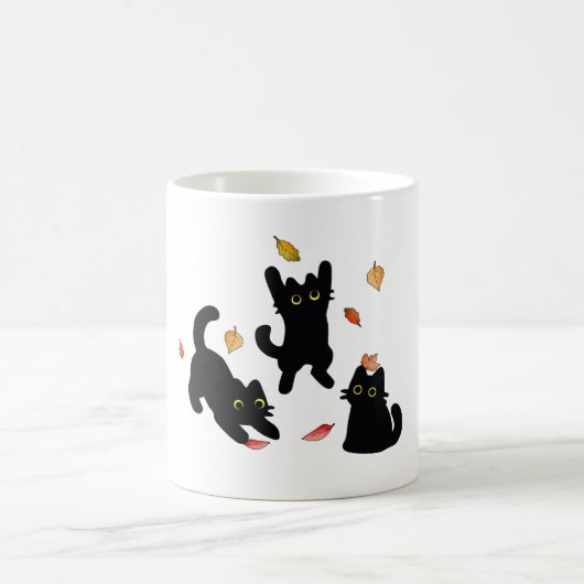 秋の黒猫のシルエット コーヒーマグカップ (中央)