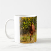 秋の2頭のクリの馬 コーヒーマグカップ (左)