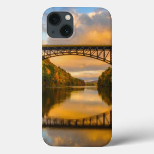 秋のBridgeフランスのなの王 iPhone 13ケース