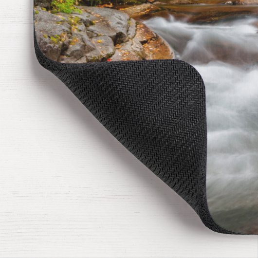 秋はニューハンプシャー州ジェファーソンブルック マウスパッド (コーナー)