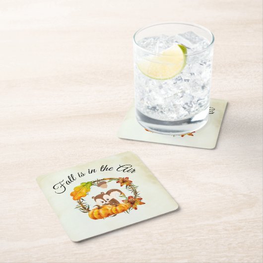 秋はリスと空気タイポグラフィにある スクエアペーパーコースター (インサイチュ)