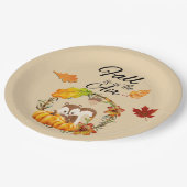 秋はリスと空気タイポグラフィにある ペーパープレート (アングル)