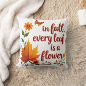 「秋は葉は花」 クッション (ブランケット)