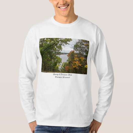 秋アットトゥルーマンダム Tシャツ (正面)