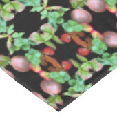 秋インストロベリーシーズンバックヤードガーデンフォト テーブルクロス (アングル)