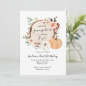 秋カボチャの焼き橙の第1誕生日 招待状 (スタンド正面)