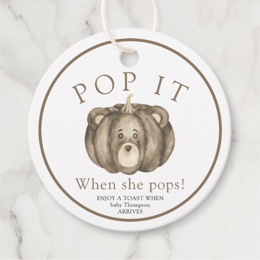 秋カボチャポップ・アートのクマ – それ!赤ちゃんシャワー フェイバータグ (正面)