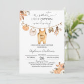 秋カボチャ男の子の衣服赤ちゃんのシャワーInvitati 招待状 (スタンド正面)