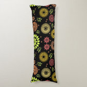 秋カラフルの花を暖かい色合いに ボディピロー (正面縦)