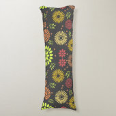 秋カラフルの花を暖かい色合いに ボディピロー (正面縦)