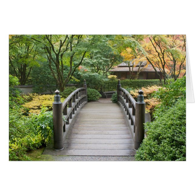 秋カードの日本のな庭 (正面横)