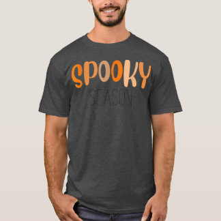 秋グラフィックT不気味型 – 季節 Tシャツ