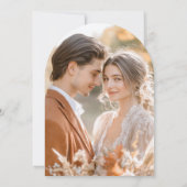 秋テラコッタモダンアーチ写真日付を保存 招待状 (裏面)