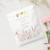 秋テラコッタ焼けオレンジ色の野結婚花 フェイバーバッグ (封をした状態)