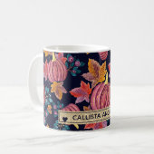 秋ネイビーパンプキ葉ンズ水彩モノグラム コーヒーマグカップ (正面左)