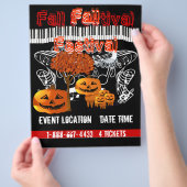 秋フェスティバルハロウィーンイベントまたは秋イベントフライヤー チラシ (手)