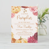 秋ベビーシャワー小さなかぼちゃが途中にある 招待状 (スタンド正面)