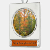 秋メープルツリーズ秋の自然写真 シルバープレートバナーオーナメント (左)
