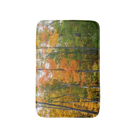 秋メープルツリーズ秋の自然写真 バスマット (正面縦)